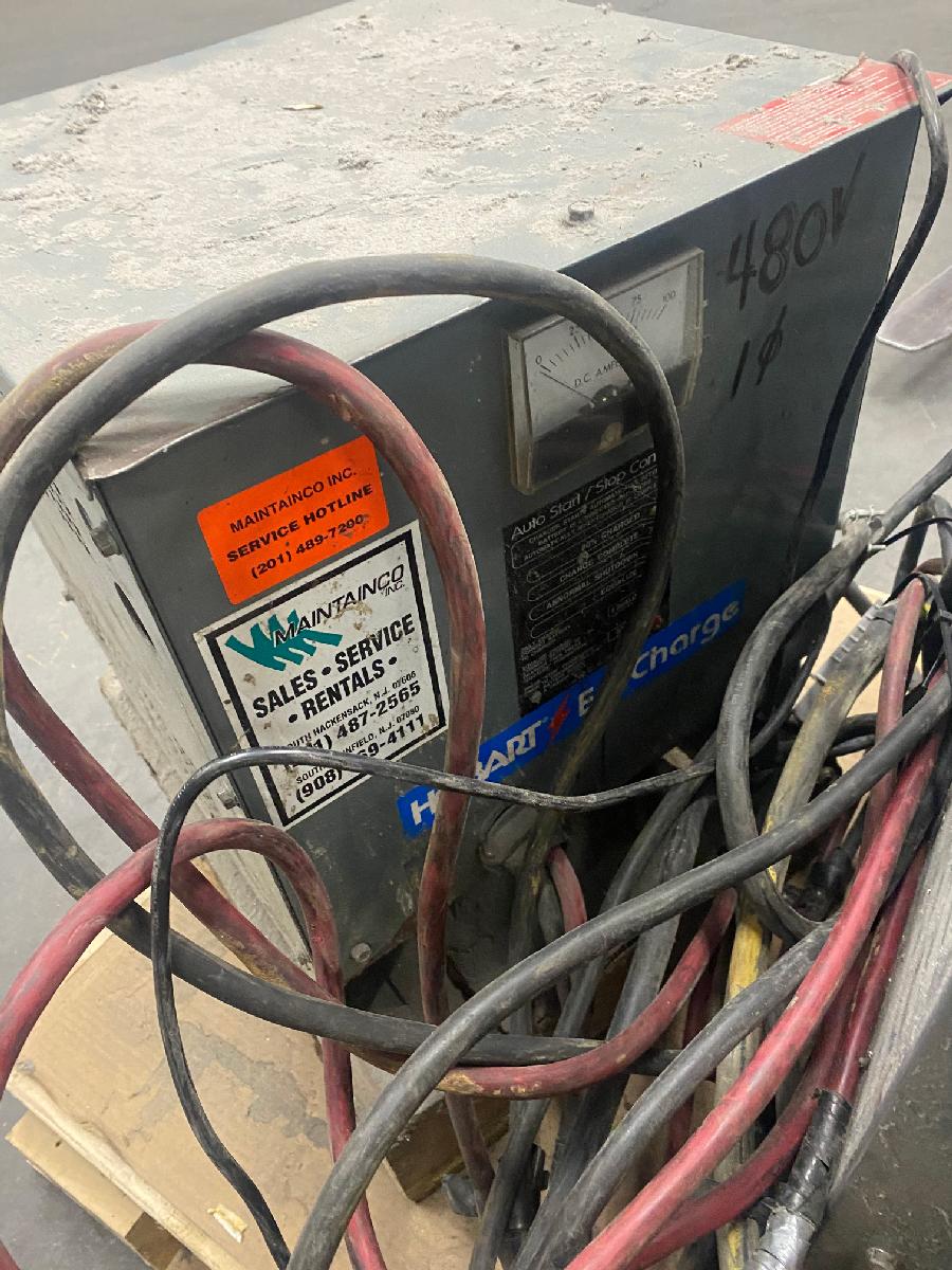 HOBART® E-Z Charge 36 Volt Forklift Battery Charger